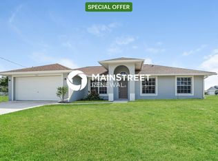 1922 NW 14th Ter, Cape Coral, FL 33993