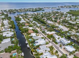 212 Oak Ave, Anna Maria, FL 34216