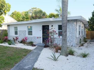 1102 E Court St, Tarpon Springs, FL 34689