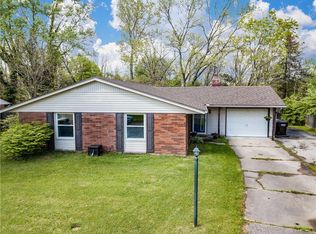 2831 Silvercliff Dr, Dayton, OH 45449