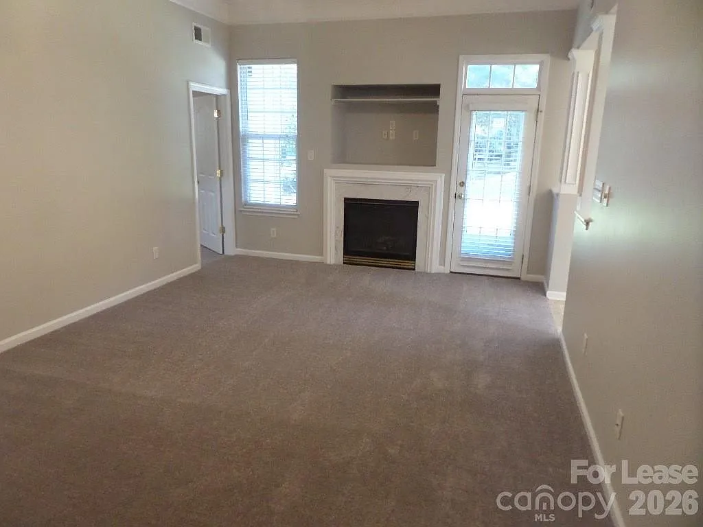 3 bed, 2.0 bath, $1,850 — Photo 4