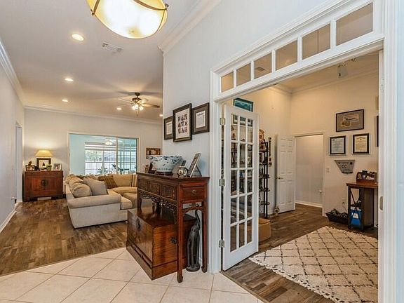 5th image of 2037 Kildare Cir