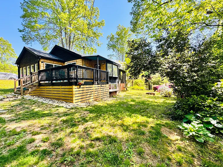 35 Wilcox Rd — Photo 16