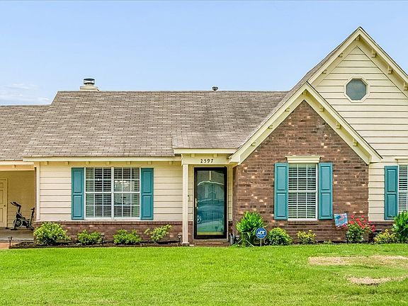 3rd image of 2597 Appling Glen Dr