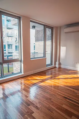 Rented by City View Living | media 161