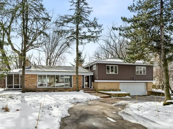 716 Elder Ct, Glencoe, IL 60022