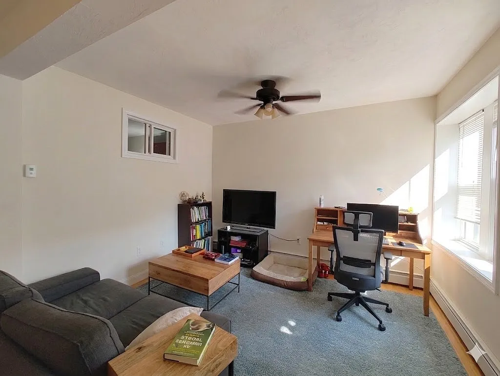Building Photo - 1054 Cambridge St #2R