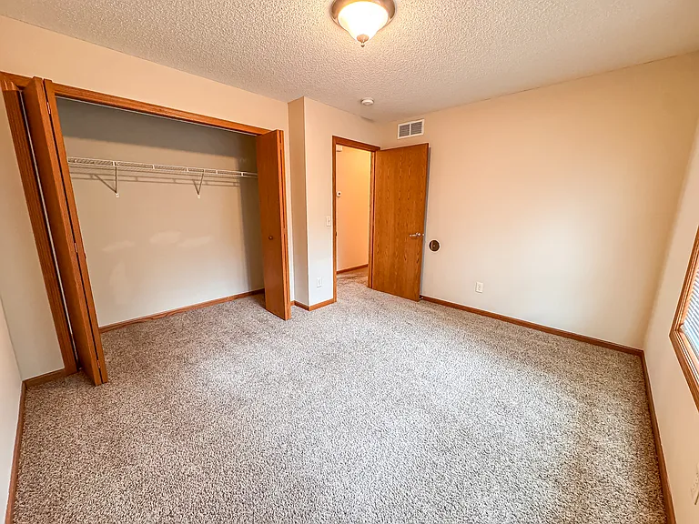 1582 Gunston Dr #B — Photo 11