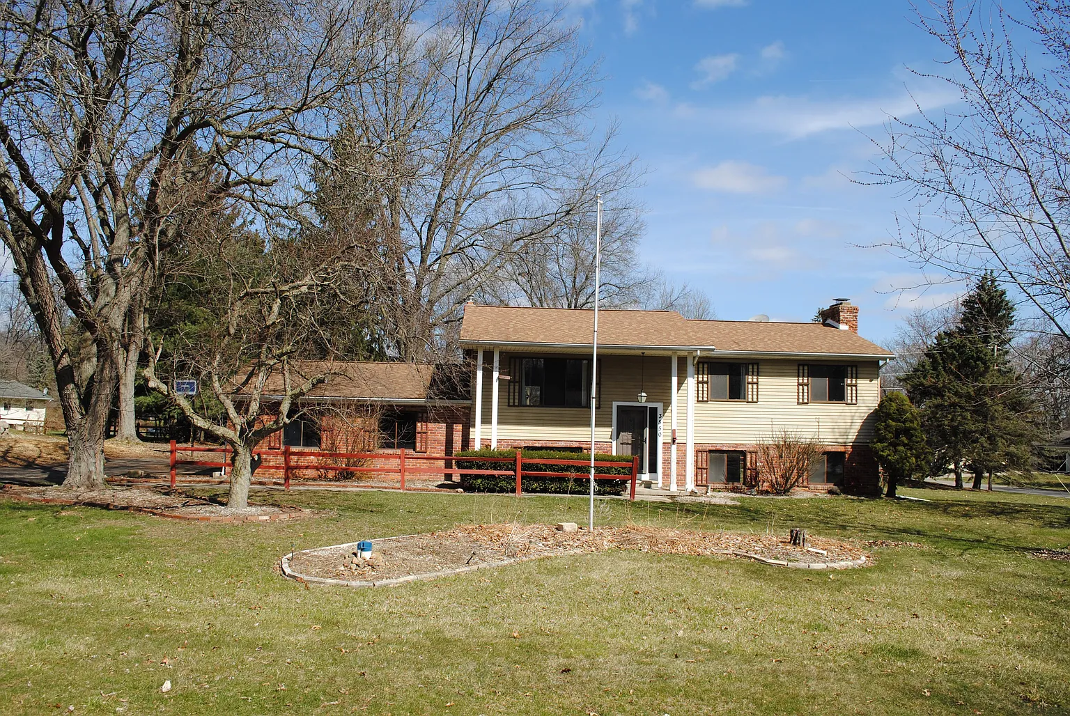 3550 Mandry Dr photo 1