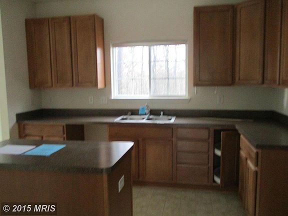 3rd image of 1801 Allan Dr