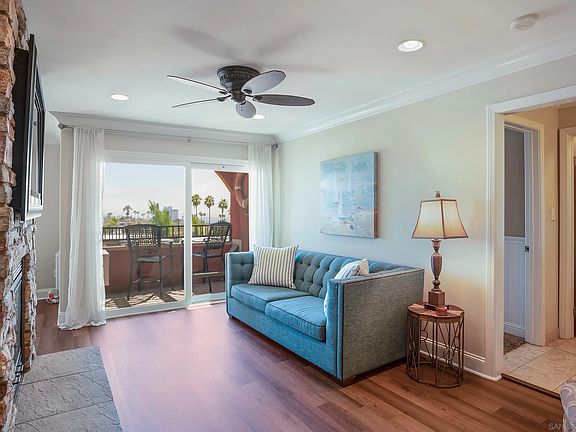 4th image of 840 Turquoise St Unit 304