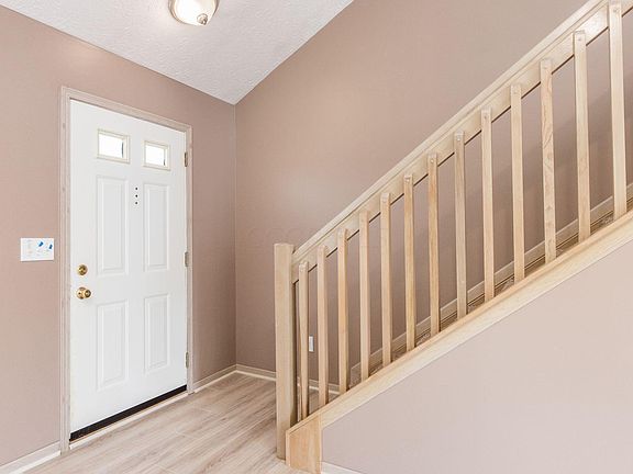 3rd image of 1023 Tarragon Dr