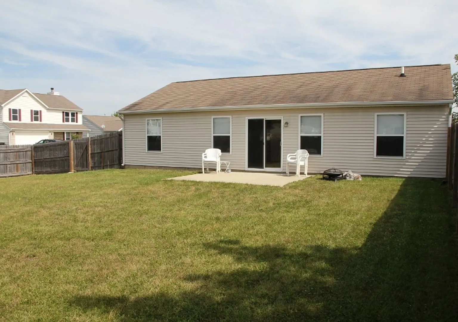 3 Bedroom Single Family Home — Photo 2