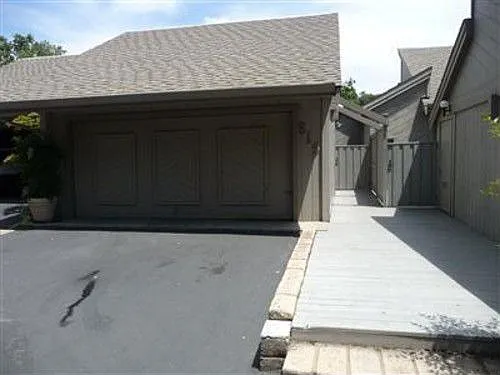 815 Auburn Ravine Rd photo 1