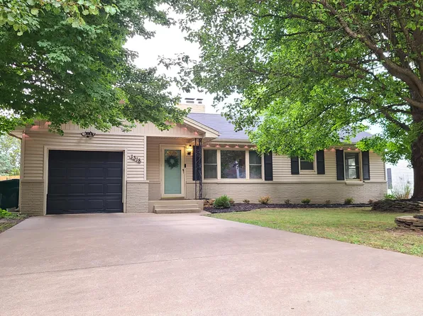 1318 S Kentwood Avenue, Springfield, MO 65804