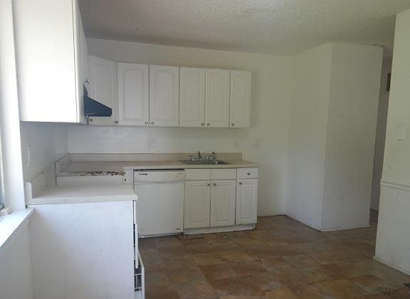 5th image of 6632 Champana Dr