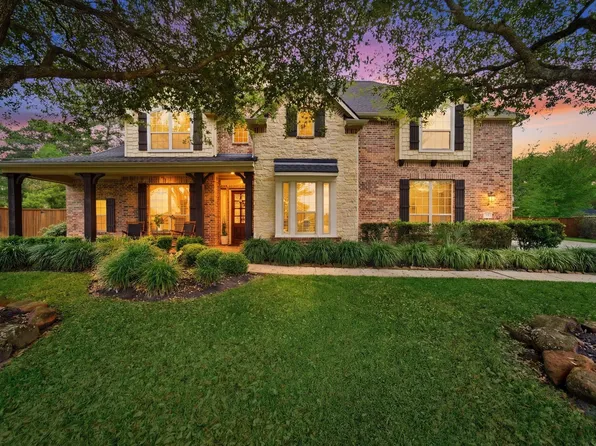 10426 Waterstone Estates Ct, Tomball, TX 77375