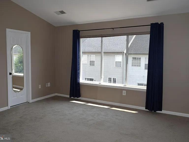 8819 Blue Royale Ln — Photo 21