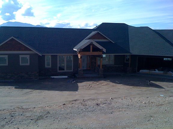4th image of 15 Holcomb Dr
