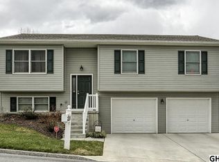 710 N 3rd St, Steelton, PA 17113