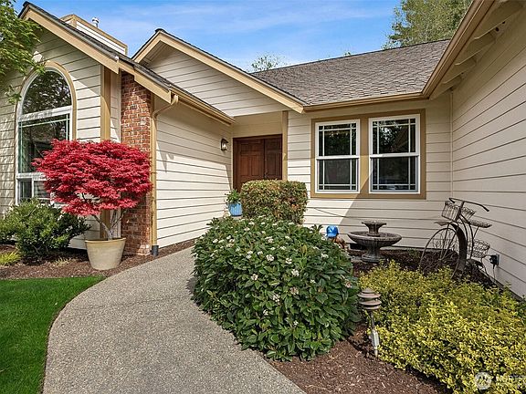 3rd image of 1703 25th Street Pl SW