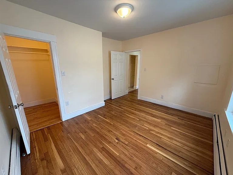 11 Dalrymple St #3 — Photo 12