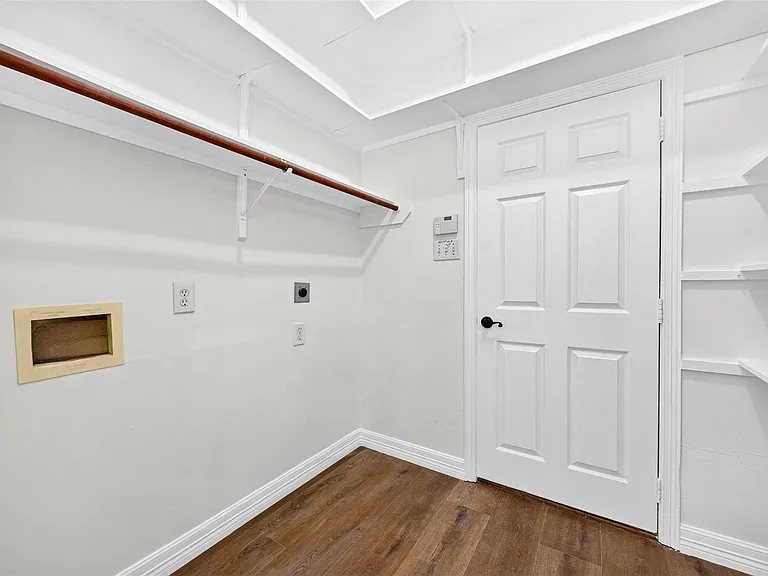 15307 Flemington Ave — Photo 21