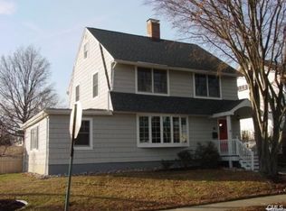 44 Sherman Ct, Fairfield, CT 06824