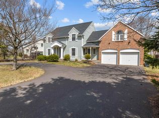 29 Inkerman Dr, Charlottetown, PE C1A 2P5