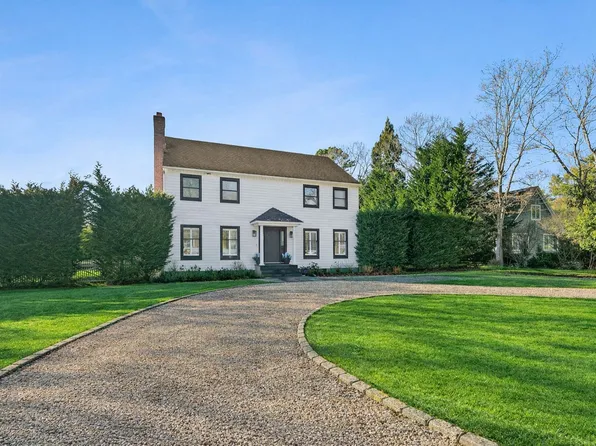 55 W Gate Rd, Wainscott, NY 11975