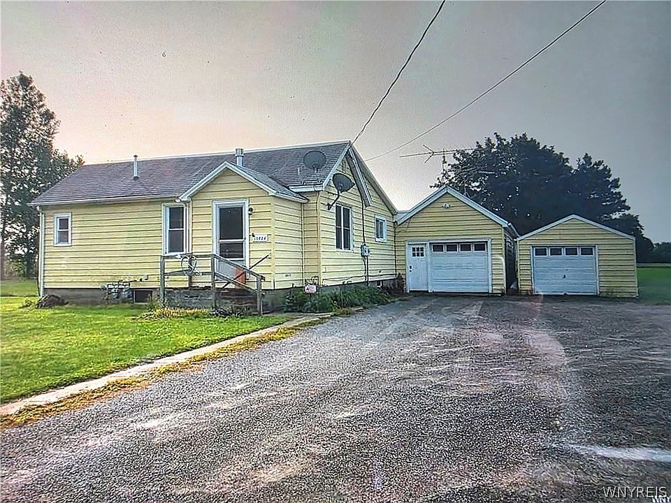 1st image of 10826 Maple Ridge Rd