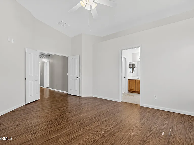 15481 W Mauna Loa Ln — Photo 25