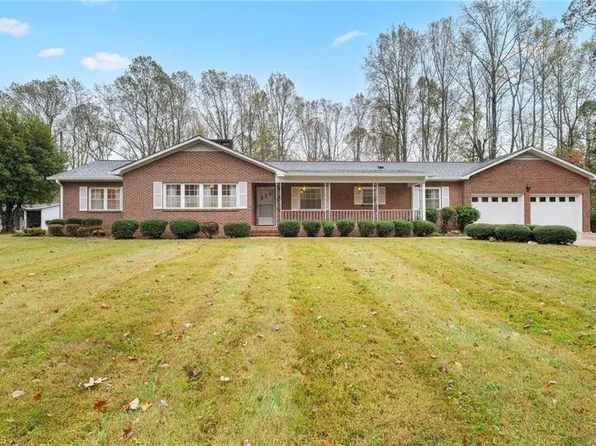 658 N Minton Rd, Wilkesboro, NC 28697