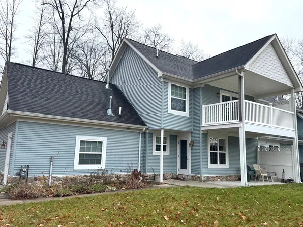 103 Ultra Ct, Roscommon, MI 48653
