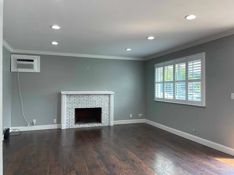 197 Coy Dr #1 — Photo 7
