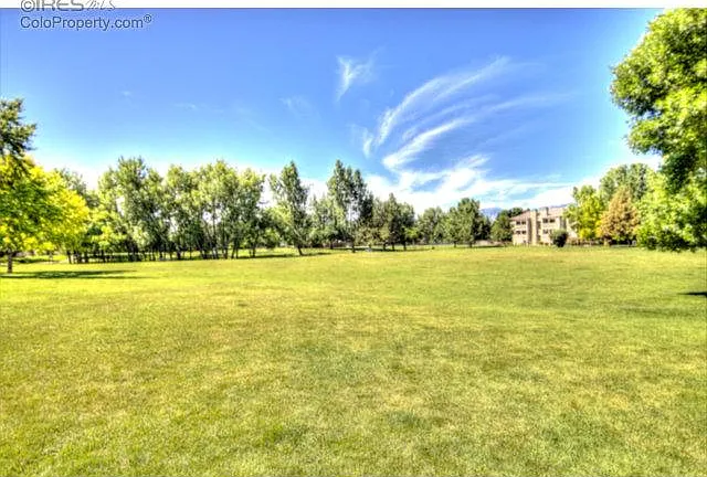 4823 White Rock Cir #E — Photo 21