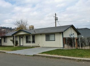 109 3rd Ave, Lewiston, CA 96052