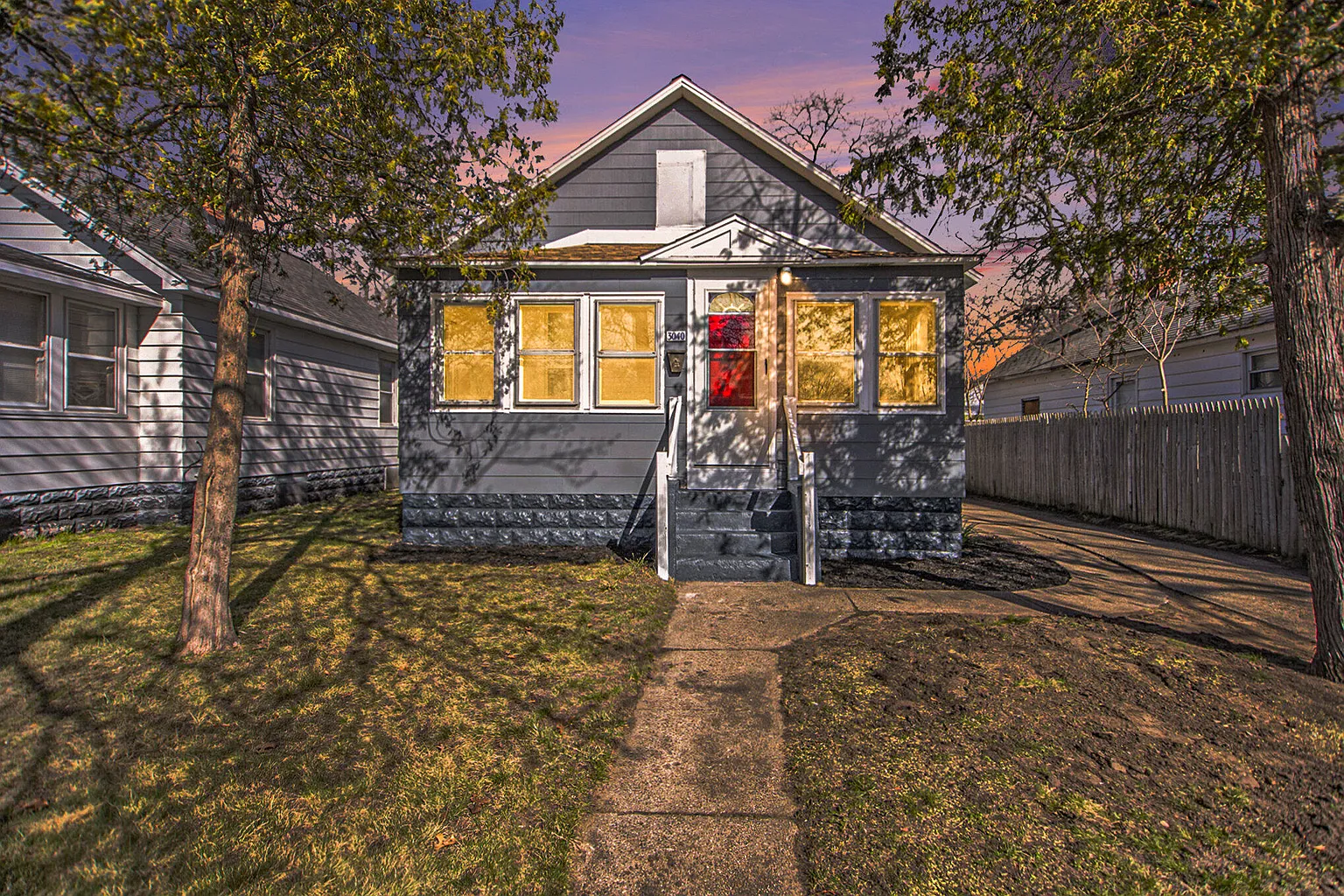 3040 Leahy St photo 1