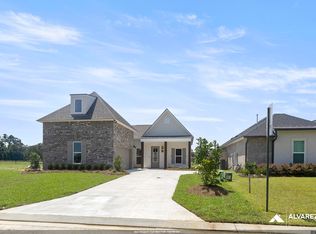 26572 Vanissa Dr, Denham Springs, LA 70726