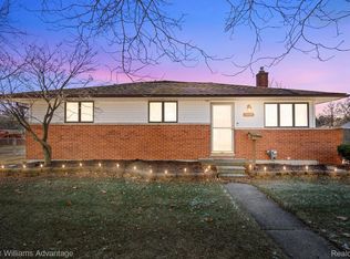 20788 Marvindale St, Clinton Township, MI 48035