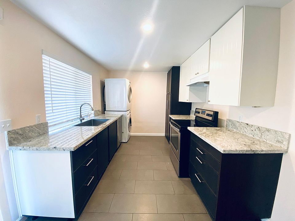 1st image of 131 W Newmark Ave #D