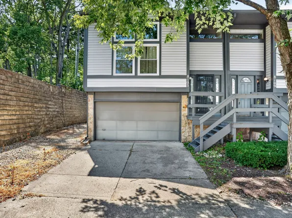 8105 Valley Farms Trl, Indianapolis, IN 46214