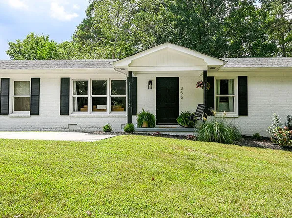 355 Apache Trl NW, Cleveland, TN 37312