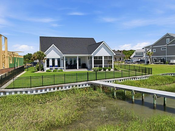 2nd image of 135 Gallants Point Road