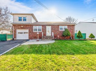 188 Jeffery Rd, Colonia, NJ 07067