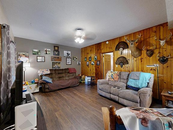 4th image of 11832 3RD STREET