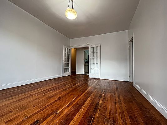 2nd image of 725 W 172nd St APT 48
