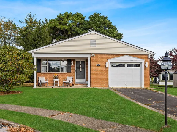 15 Coborca Way, Toms River, NJ 08757