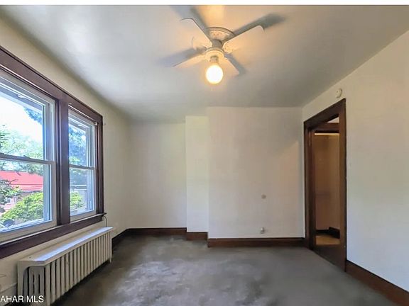 4th image of 243 Lunen St #1