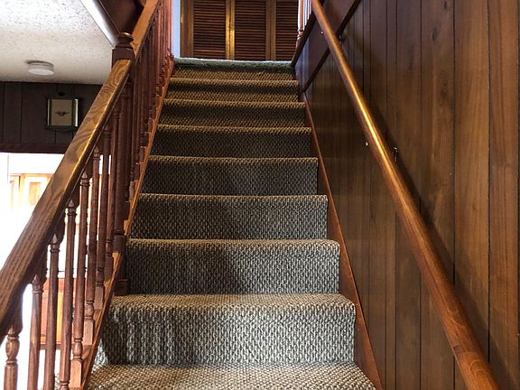 4th image of 130 Wolford St